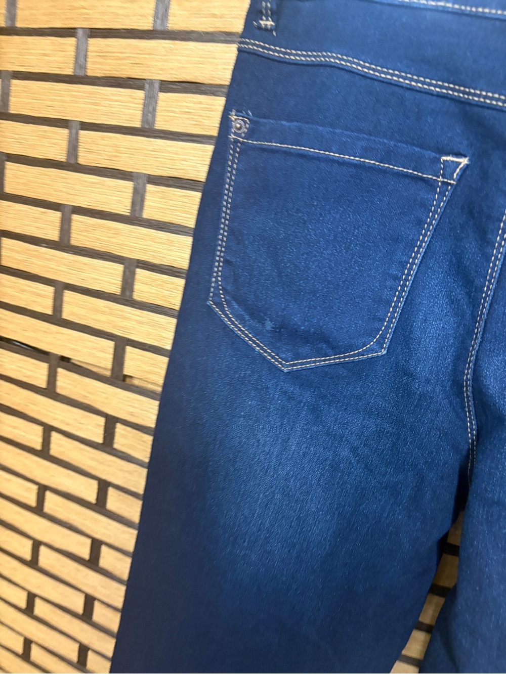Curve Appeal High Rise Flare Leg Jeans Size 6/28 - Picture 5 of 10